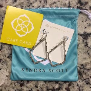 Kendra Scott Sophee Drop Earrings